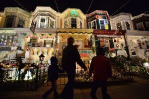 East Bay family enjoying Christmas lights installed by MM Handyman Services